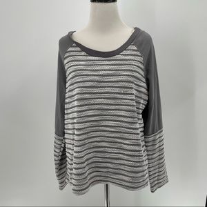 Poof Woman’s Grey Top